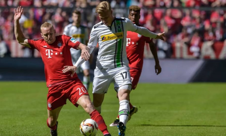 Aufstellungen: Teilnehmer: Borussia Mönchengladbach Gegen FC Bayern München